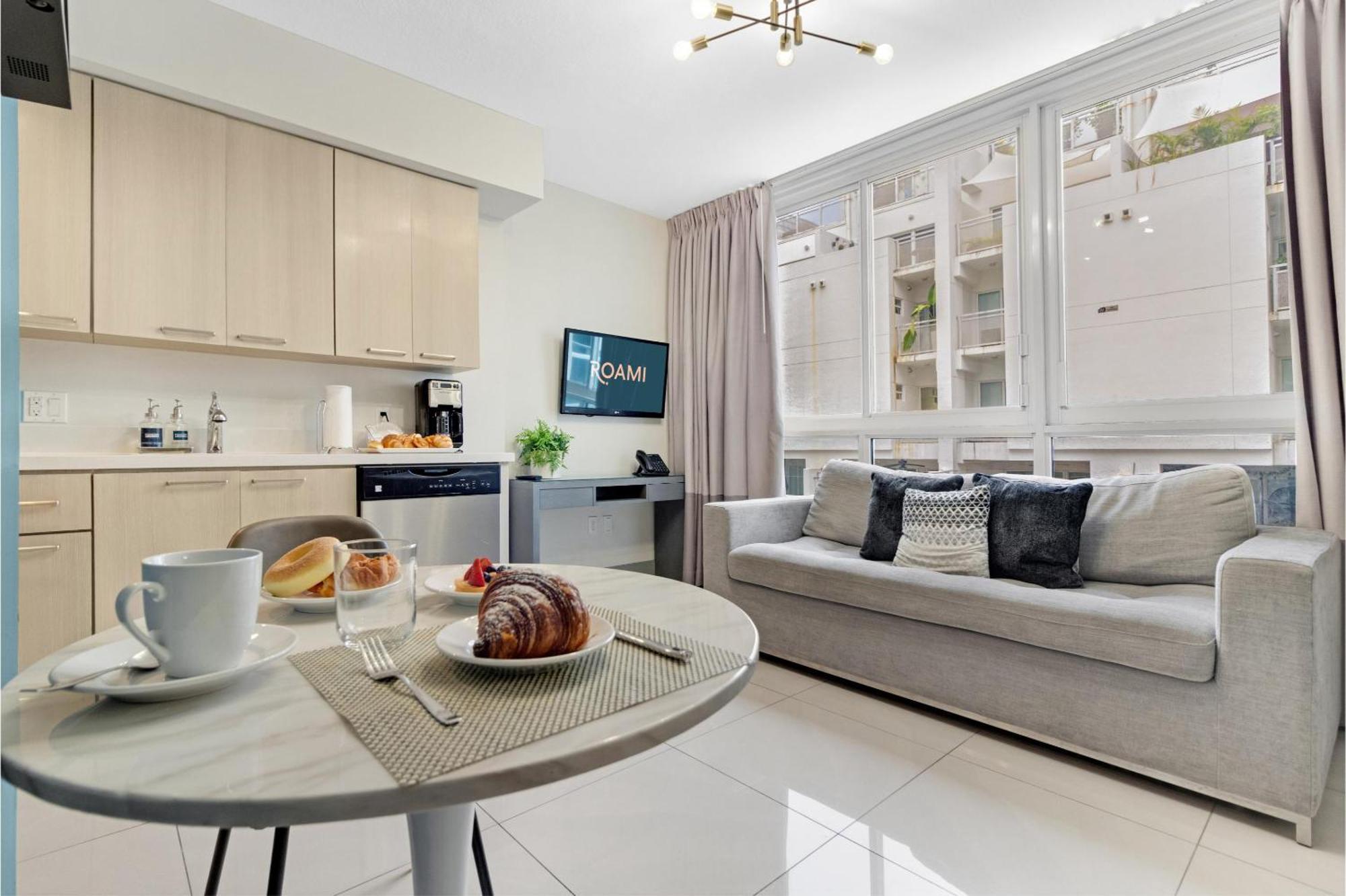 Roami At Habitat Brickell Aparthotel ไมอามี ภายนอก รูปภาพ